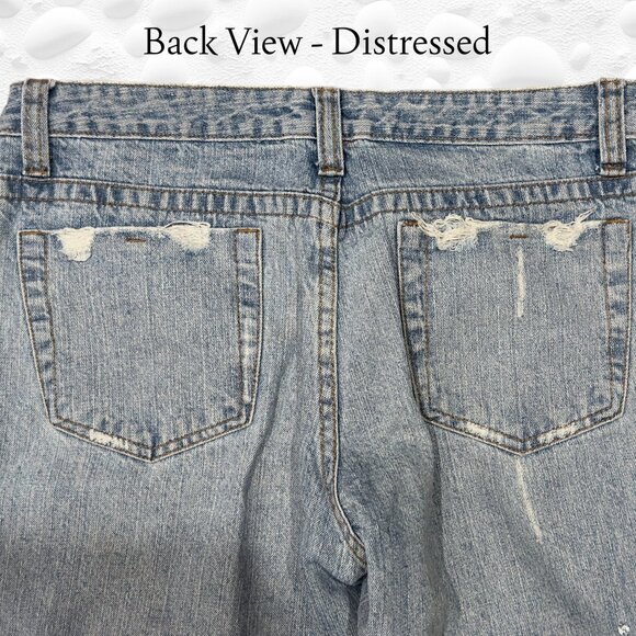 Guess Embroidered/Rhinestones Jeans – Size 30 - Like New - Picture 3 of 8